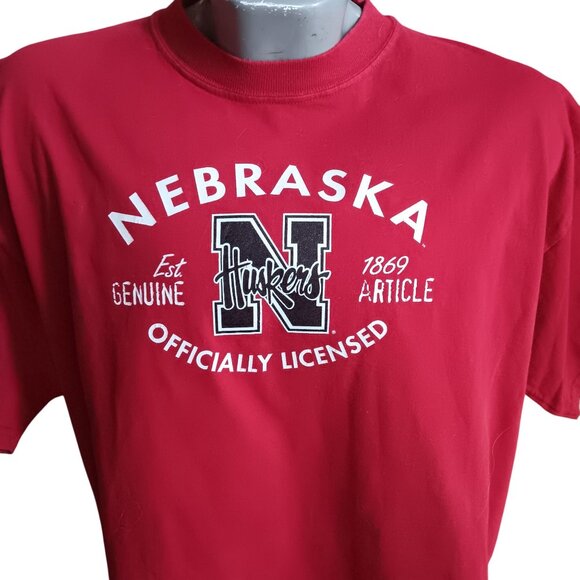 Men's XL Nebraska Huskers T-Shirt Big Red Officially Licensed AS Sports - Picture 1 of 5